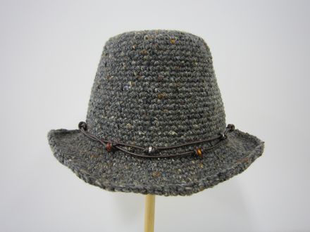 本物のアイリッシュハット、ハリスツイードのドネガル製、伝統的なヘリンボーンスタイル。, グレー, Medium Hanna Hats メンズ ドネガル ツイード オリジナル アイリッシュ ウォーキング ハット